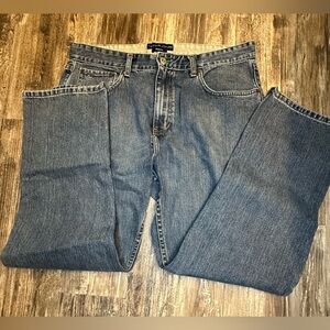 Tommy Hilfiger classic fit medium‎ wash blue denim jeans men’s 36/30